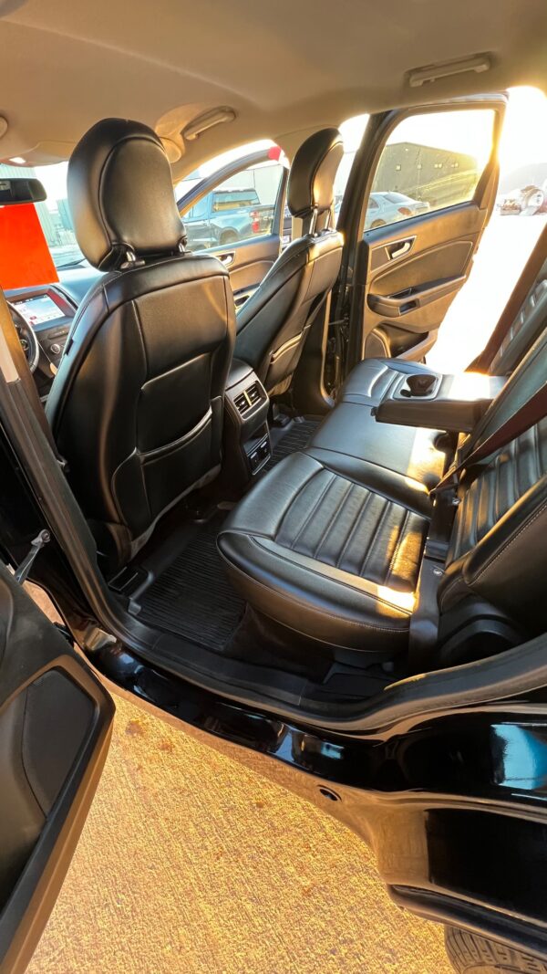 2018 Ford Edge SEL AWD – photo 15